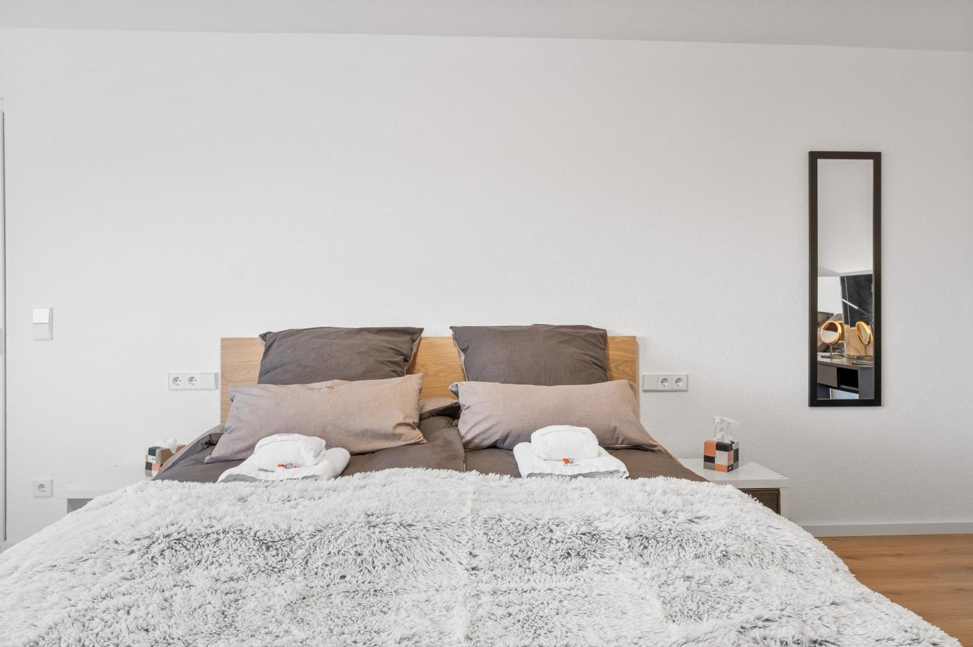 Neu: Stylische Suite Mit Ausblick Sindelfingen Luaran gambar